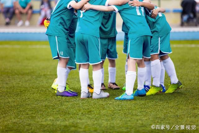 中午一点！CCTV5直播国足小组头名之争，对手亚洲杯都未出线，国足这次稳了